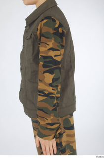 Novel arm camo jacket casual dressed sleeve upper body 0003.jpg